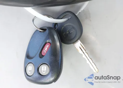 2005 Hummer H2 Suv из США, поврежденный, VIN 5GRGN23UX5H112449